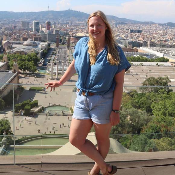 Meet your Posher, Livia - Picture 1 of 1